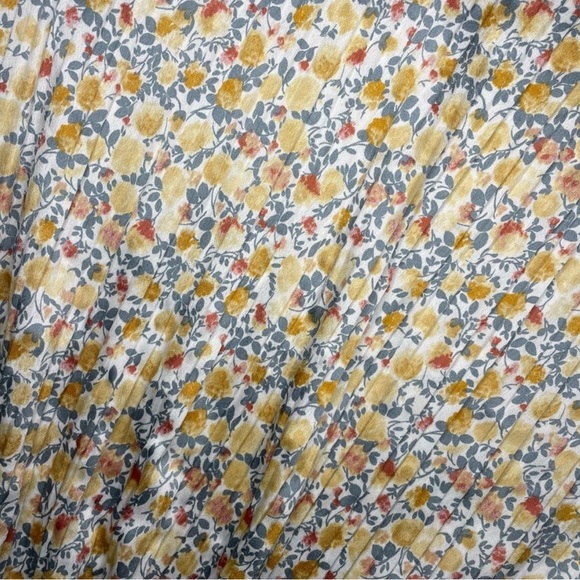 LULUโS ๐ผ๐ผ  Express Yourself White floral print satin babydoll dress - Picture 3 of 9